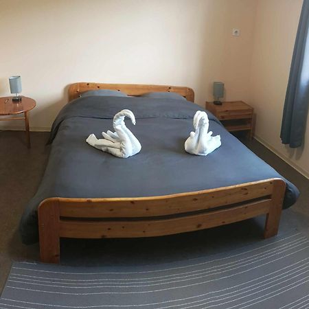Bed and Breakfast Le Havre Du Corbeau Saint-Pierre-du-Chemin Esterno foto